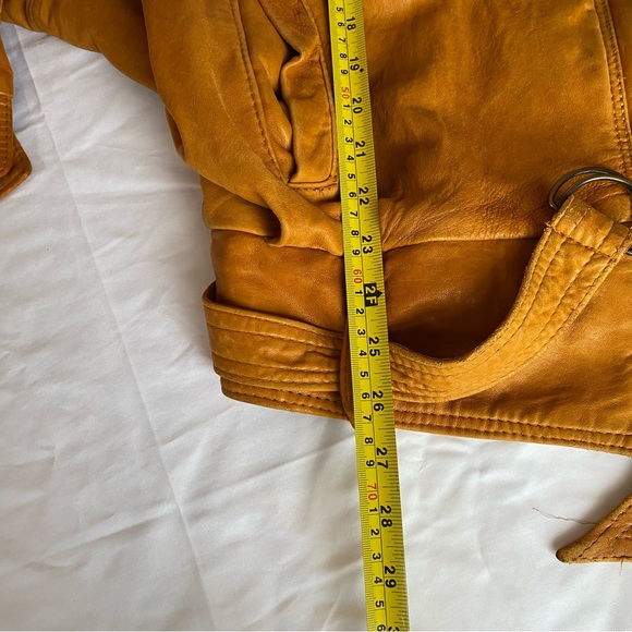 Vintage leather jacket - Picture 9 of 12